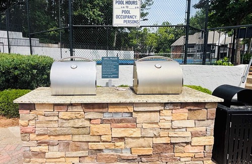 Cumberland Apartment | Cozy 1-bedroom apartment with WiFi, AC in charming Marietta