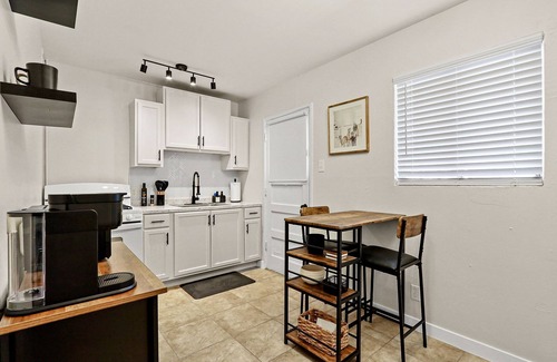 Biggs Field Apartment | Cozy 1-bedroom apartment in El Paso