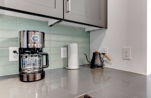 Northside Apartment | Cozy 1-bedroom apartment in charming Houston with AC, fitness room