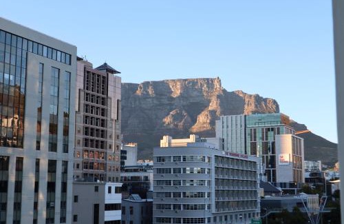Cape Town City Centre Apartment | Cozy 1-bedroom apartment in amazing Cape Town with WiFi, AC