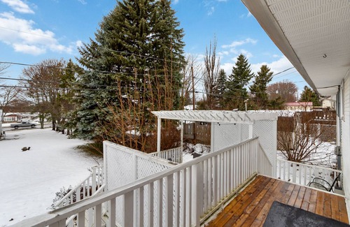 Dieppe Apartment | Cozy 1-bedroom apartment in enjoyable Dieppe with AC