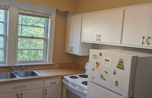 Fargo Apartment | Cozy 1-bedroom apartment in fantastic Fargo with WiFi, AC