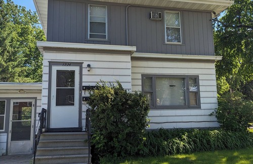 Fargo Apartment | Cozy 1-bedroom apartment in fantastic Fargo with WiFi, AC