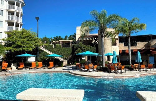 Williamsburg Condo | Cozy 1-bedroom condo in welcoming Orlando with WiFi, fitness room