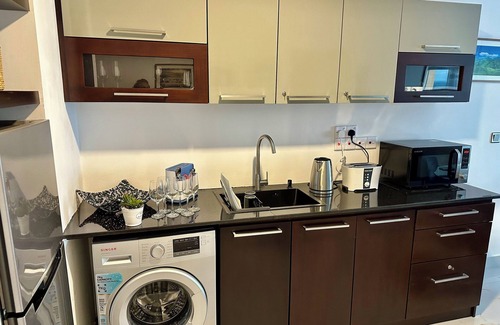 Negombo Apartment | Cozy 1-bedroom fully furnished apartment in charming Negombo beach road.