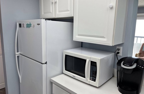 Indian Shores Condo | Cozy 1-bedroom oceanfront condo in delightful Indian Shores Florida