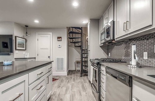 Tulsa House | Cozy 1-Bedroom Retreat in Tulsa