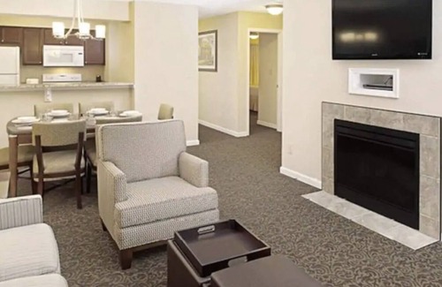 Berkeley Resort | Cozy 1 Bedroom Suite @ The Historic Powhatan