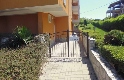 Ravna Gora Apartment | Cozy 1-bedroom with AC and WiFi in charming Sozopol