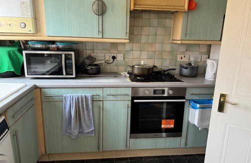 Westminster Apartment | Cozy 1-bedroom with AC, WiFi in charming London