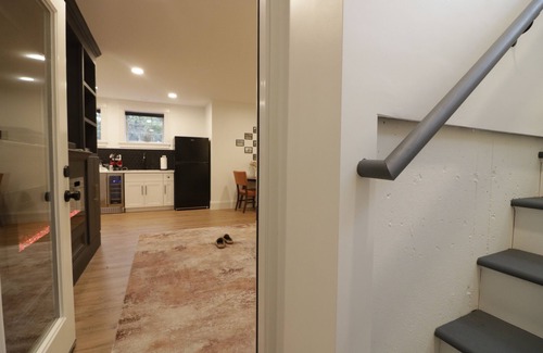 Salem Apartment | Cozy 1-bedroom with electric fireplace, just minutes from downtown Salem!