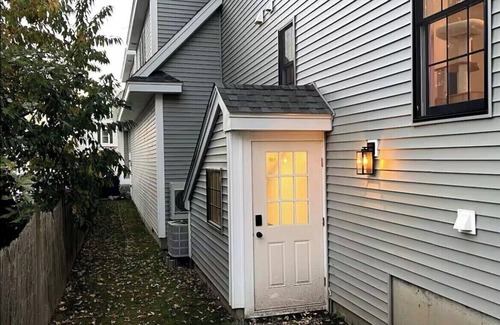 Salem Apartment | Cozy 1-bedroom with electric fireplace, just minutes from downtown Salem!