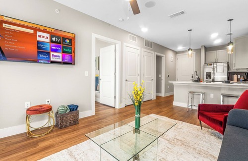Fort Worth Apartment | Cozy 1-bedroom with Resort style pool in fantastic Fort Worth