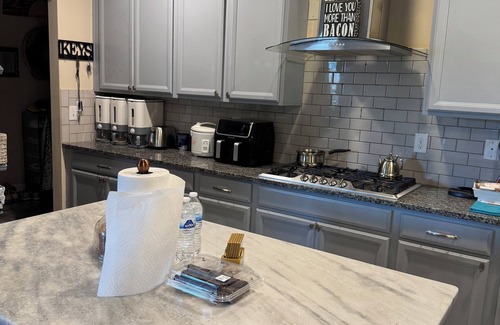 Loganville House | Cozy 1-bedroom with WiFi and AC in a quiet save neighborhood