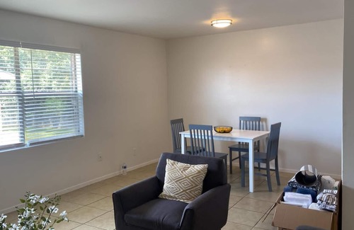 Long Beach Apartment | Cozy 1 Br Apartment Julian manor
