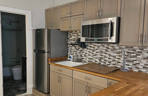 Fairfield Apartment | Cozy 1 br apartment with a private entrance and patio in Fairfield