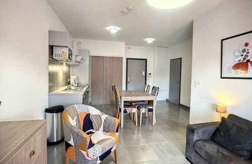 Lamalou-les-Bains Apartment | Cozy 1BR Apartment with Terrace and Parking near Lamalou-les-Bains Thermal Spa and Casino