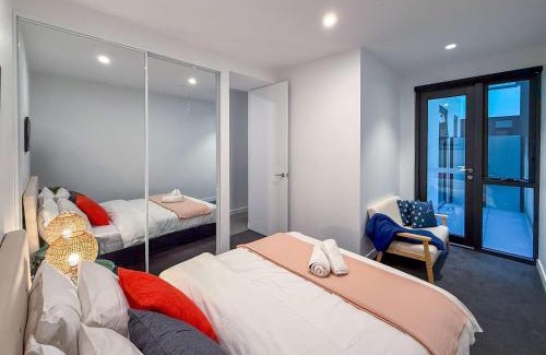 Hawthorn Apartment | Cozy 1BR Apartment with Smart TV
