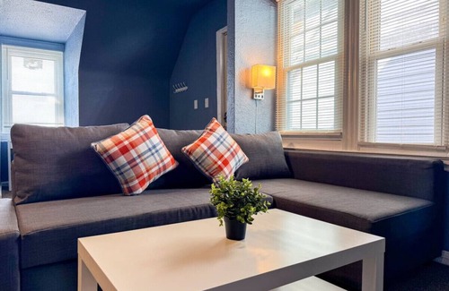 Mount Oliver Apartment | Cozy 1BR Apt with 5 Beds and WIFI