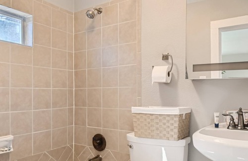 Park Cities House | Cozy 1BR Carriage at SMU's Doorstep  Your Dallas Haven