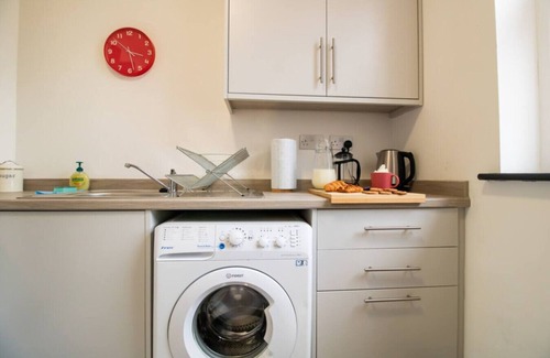 Sunderland Apartment | Cozy 1BR flat nestled in the heart of Sunderland