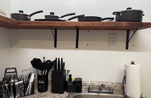 Opa-Locka House | Cozy 1BR Hideaway Guesthouse in Opa-Locka with Kitchen, WiFi, and Private Entry