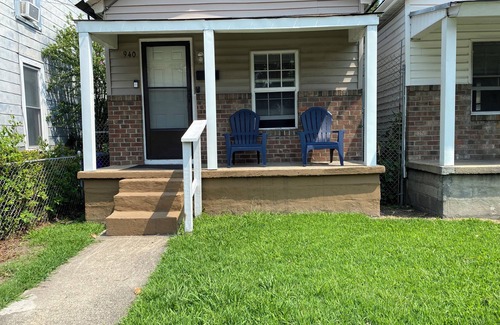 Newport News House | Cozy 1br Home near the ocean with two Roku TVs.