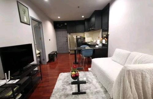 Pathumwan Apartment | Cozy 1br walk to BTS and Airport Rail Link Close to Malls G7