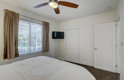 Downtown Fort Lauderdale Cottage | Cozy 2/1, Close to Las Olas/Beach, Port, FLL