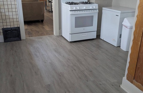Pueblo House | Cozy 2 BDR Home Near Colorado State fairgrounds.