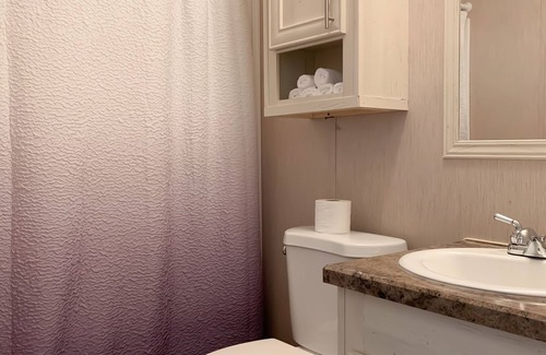 Prairieville House | Cozy 2 bed 1 bath centrally located