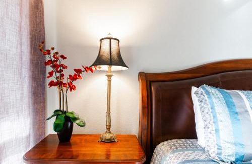 Biloxi House | Cozy 2 bed 2 bath condo at the beachside Ocean Club Villas