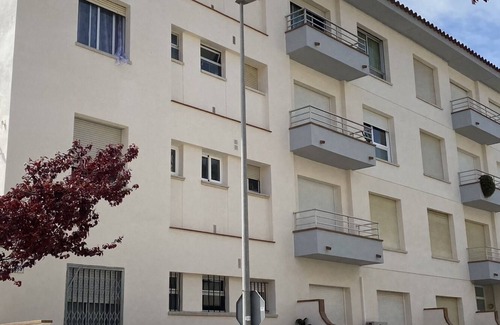 L'Estartit Apartment | Cozy 2 bedrooms apartment with pool in L’Estartit