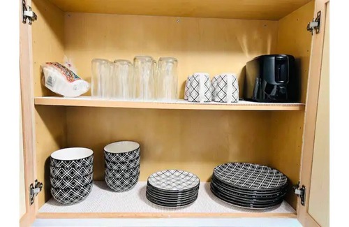 Federal Hill House | Cozy 2 Bed W/FREE Parking in ❤️ of Little Italy