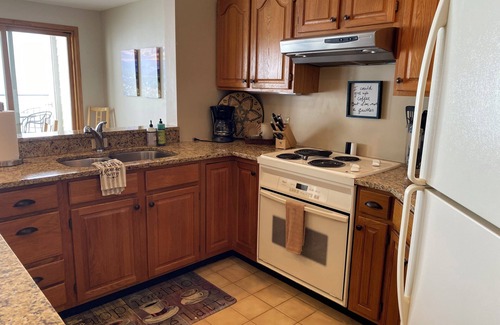 Nellysford Condo | Cozy 2-bedroom condo with stunning views of lovely Wintergreen WiFi, AC