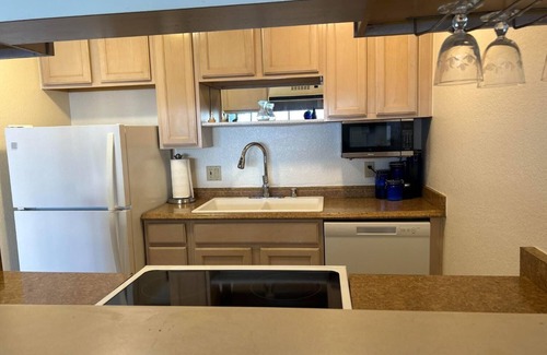 Monterey Condo | Cozy 2-bedroom 2 bath condo and loft in Oceanfront Monterey with fitness room.