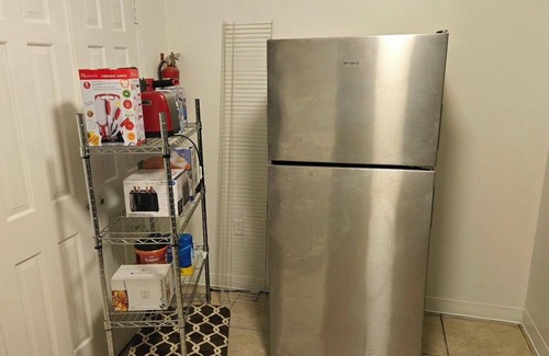 East Orange Apartment | Cozy 2-bedroom apartment in awesome East Orange. A place to thrive