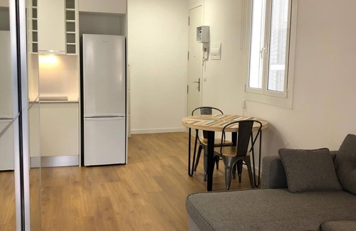 Sants Apartment | Cozy 2-bedroom apartment in charming Barcelona