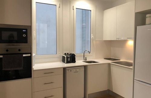 Sants Apartment | Cozy 2-bedroom apartment in charming Barcelona