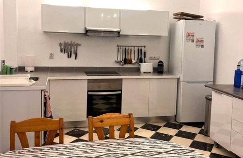 Son Antem Apartment | Cozy 2-bedroom apartment with WiFi, air-con and a rooftop terrace with bbq.