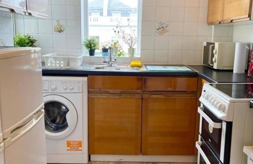 Knightsbridge and Belgravia Apartment | Cozy 2 bedroom apartment 2 min from Hyde Park