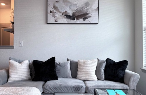 Madison Apartment | Cozy 2-bedroom apartment in Madison with Top-Tier Amenities