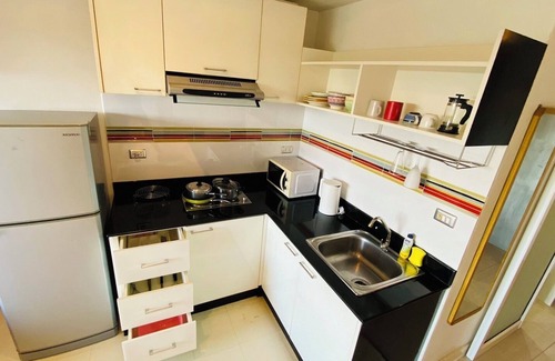Talat Yai Condo | Cozy 2-bedroom condo in Phuket Town with AC, WiFi