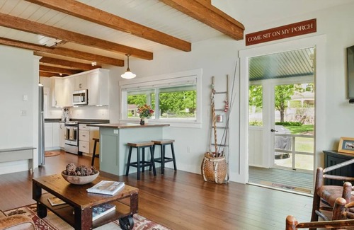 Gilford Condo | Cozy 2-bedroom condo in welcoming Gilford with AC