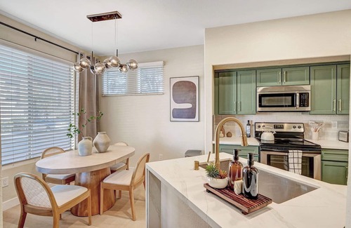 Las Vegas Condo | Cozy 2-bedroom condo with AC, WiFi near LV Strip FREE Parking