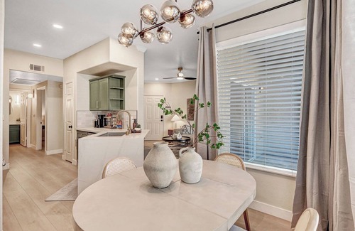 Las Vegas Condo | Cozy 2-bedroom condo with AC, WiFi near LV Strip FREE Parking