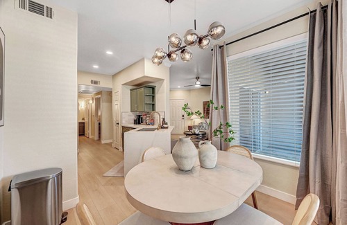 Las Vegas Condo | Cozy 2-bedroom condo with AC, WiFi near LV Strip FREE Parking