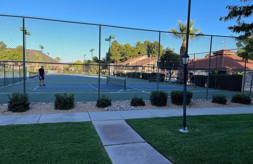 St. George Condo | Cozy 2-bedroom condo with WiFi, pools in charming St. George