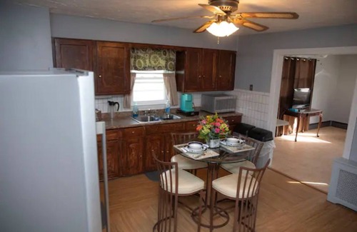West New Haven House | Cozy 2 bedroom home located minutes from downtown