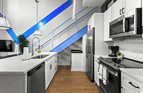 Atlantic Station Area Apartment | Cozy 2-Bedroom Loft | Walkable Location